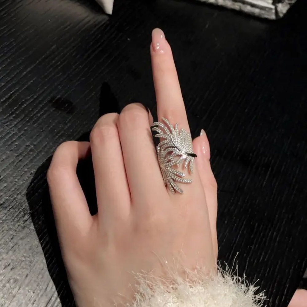 Adjustable Ring - Picture 2 of 4